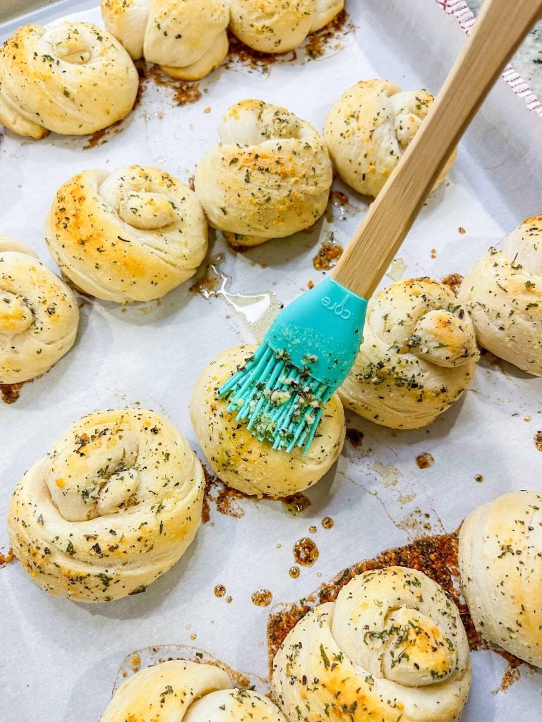 garlic knots recipe