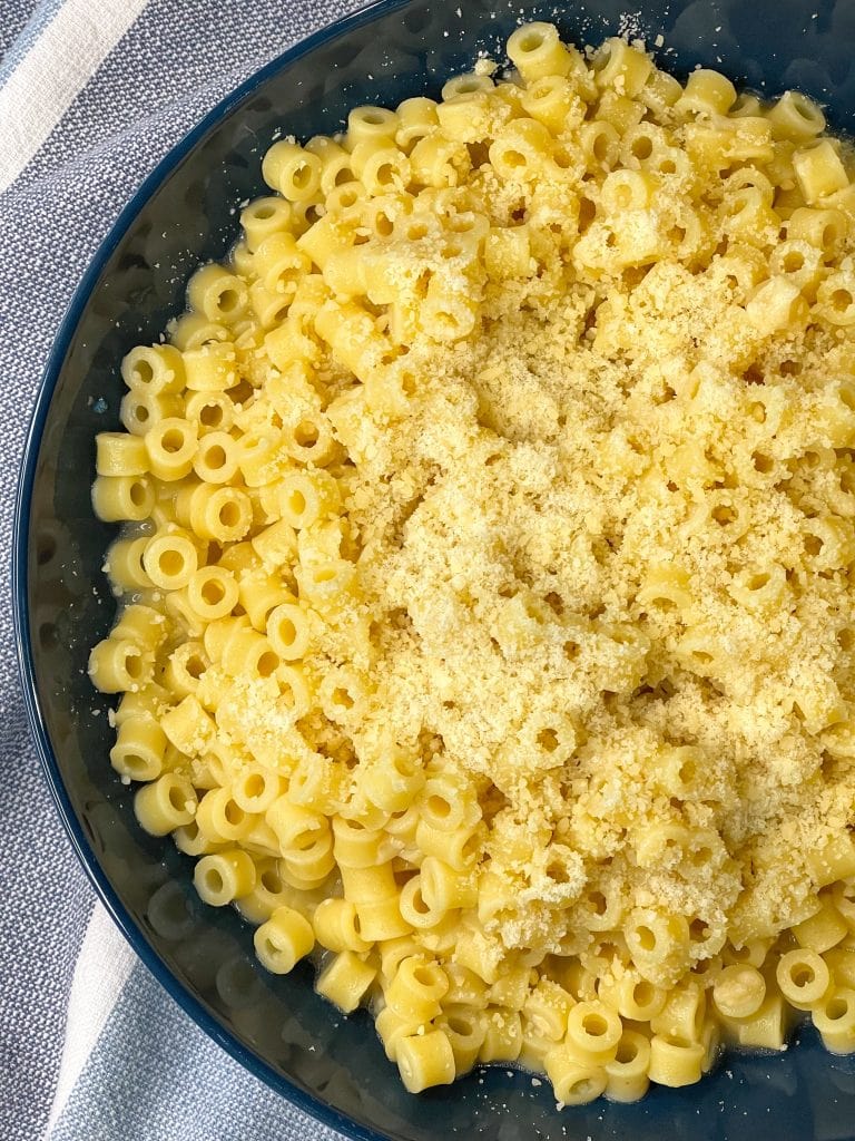 The best buttered noodles are easy, quick, kid approved and so comforting. This dish is perfect for a cold day, when you aren't feeling your best or when you need an easy kid friendly meal.