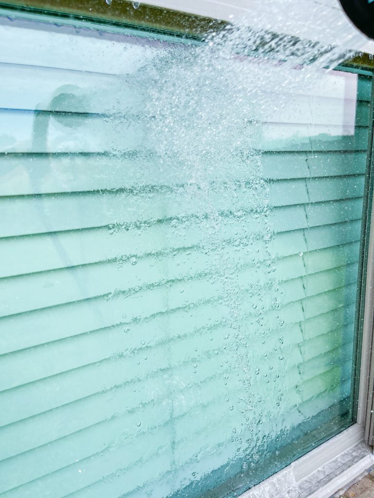 This is my no fail, Streak Free Window Cleaning Recipe for outside windows using a couple of simple products you probably already have at home. Wash your windows easily and quickly without wasting time drying and enjoy a crystal clear view today!