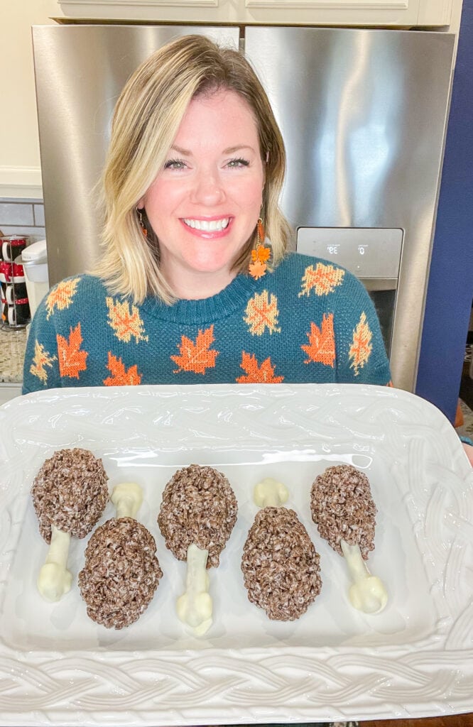 Rice Krispie Treat Turkey Legs are so much fun for Thanksgiving! They are made with chocolate Rice Krispies, white chocolate, mini marshmallows, and pretzel sticks. The drumsticks look like turkey legs but taste just like the Rice Krispie Treats you love.