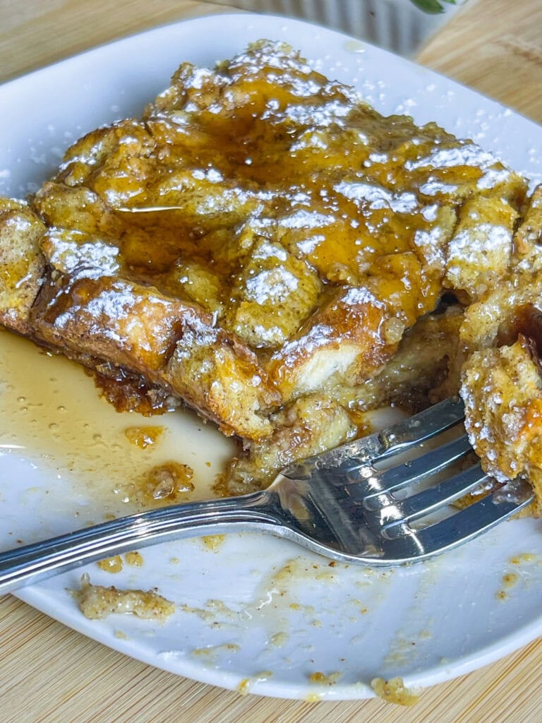 Do you have leftover pumpkin pie from Thanksgiving dinner? Turn it into a delicious leftover Pumpkin Pie French Toast Casserole for breakfast the next morning!