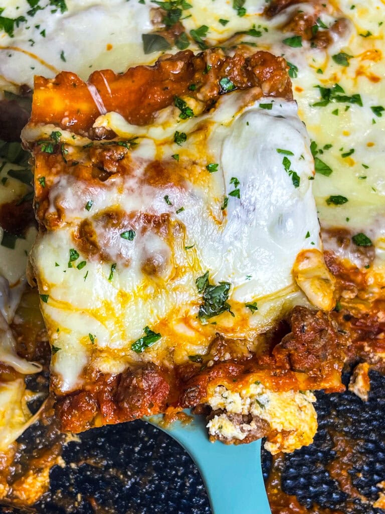 Sheet Pan Lasagna is a twist on the classic layered Italian comfort dish. By assembling the no bake lasagna noodles, marinara sauce, creamy ricotta, and gooey melted cheese on a single sheet pan, this version ensures every bite has the perfect balance of flavors and textures.